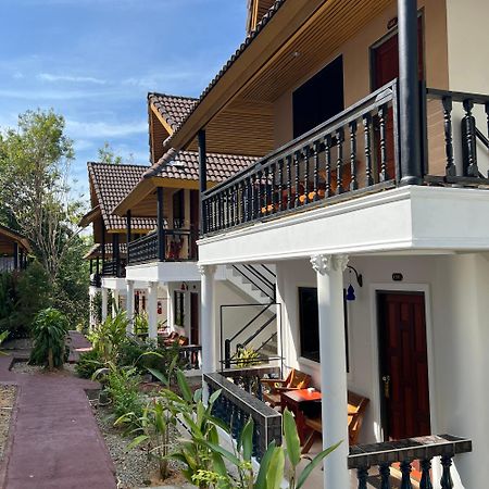 Kata Villa Merit Hill Bungalows Karon Ngoại thất bức ảnh